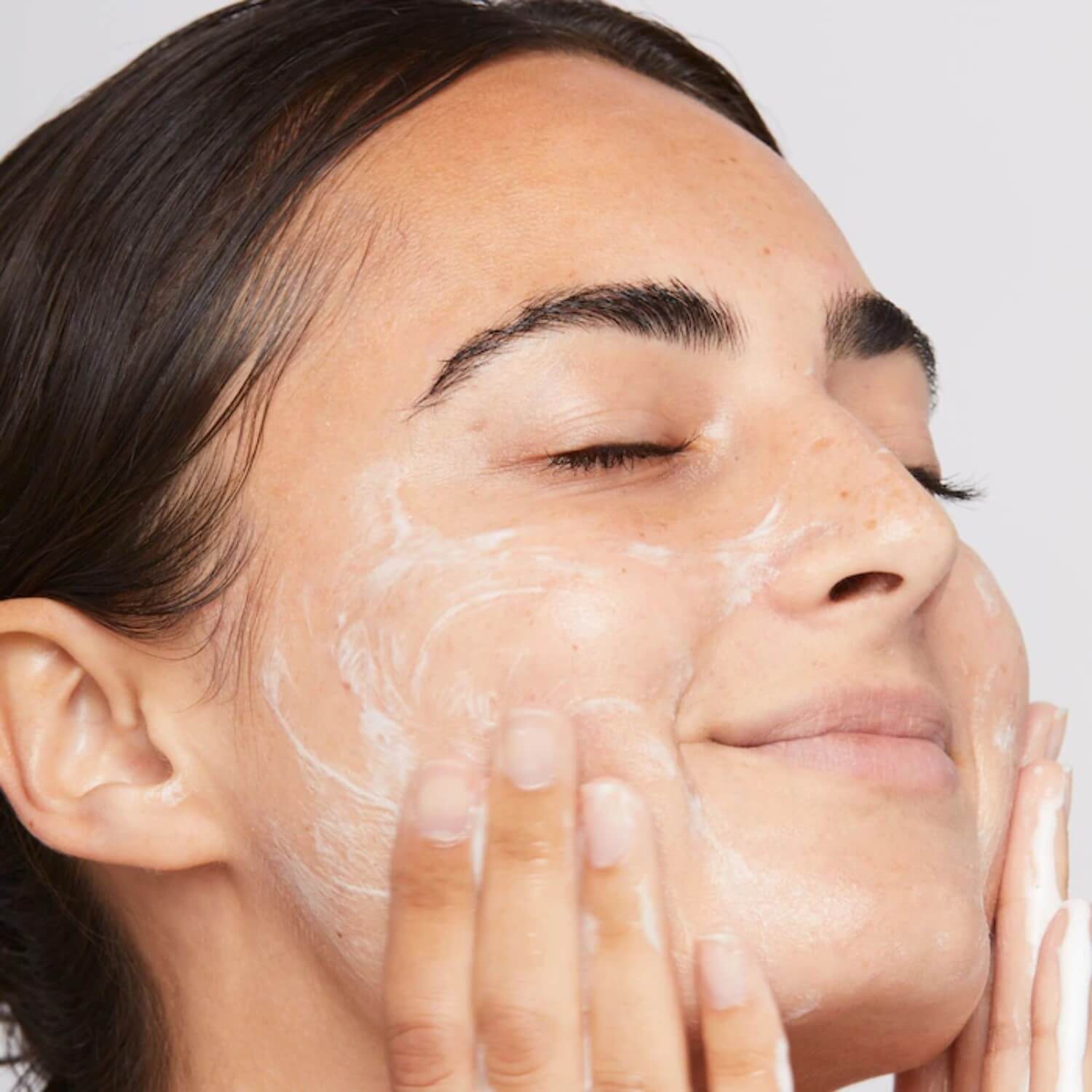 ACTIVE CLEARING SKIN WASH (LIMPIADOR FACIAL)
